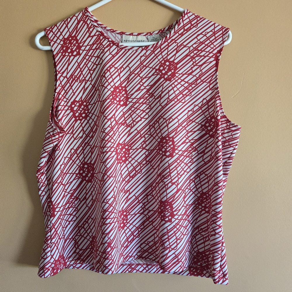 Apostrophe Floral Tank